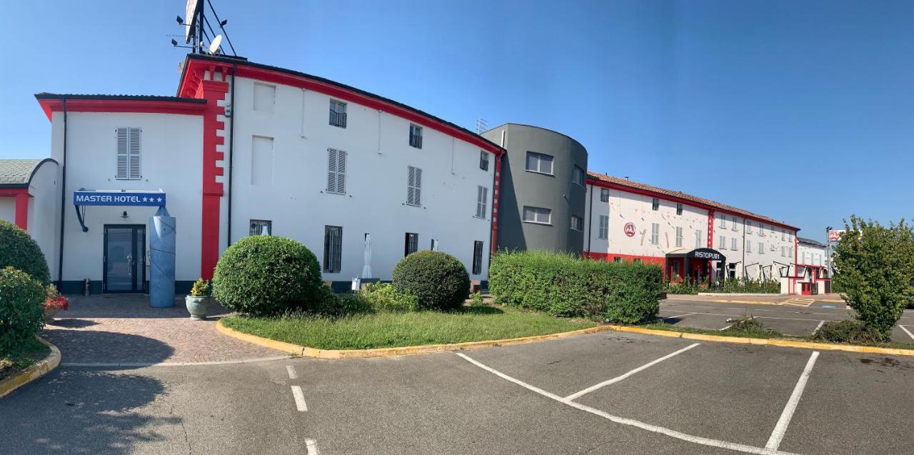 Master Hotel Castelvetro Piacentino Екстер'єр фото