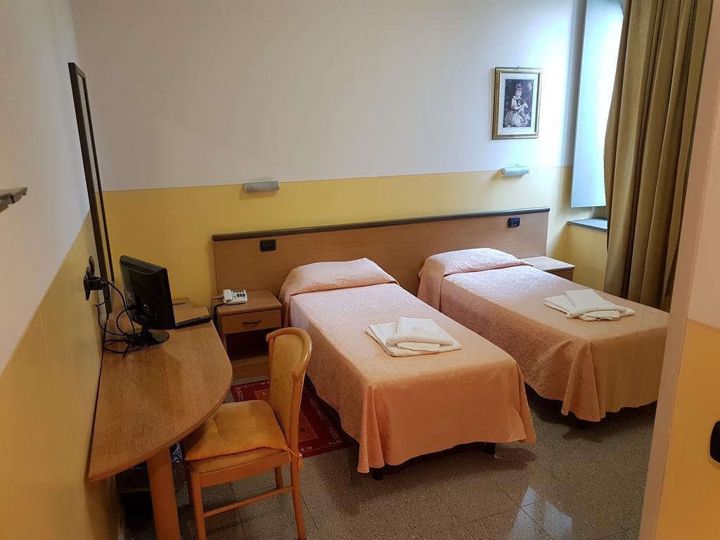 Master Hotel Castelvetro Piacentino Екстер'єр фото