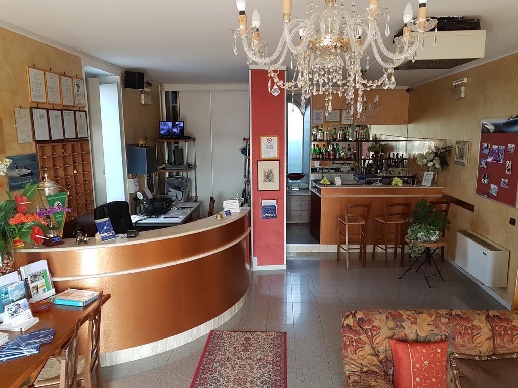 Master Hotel Castelvetro Piacentino Екстер'єр фото
